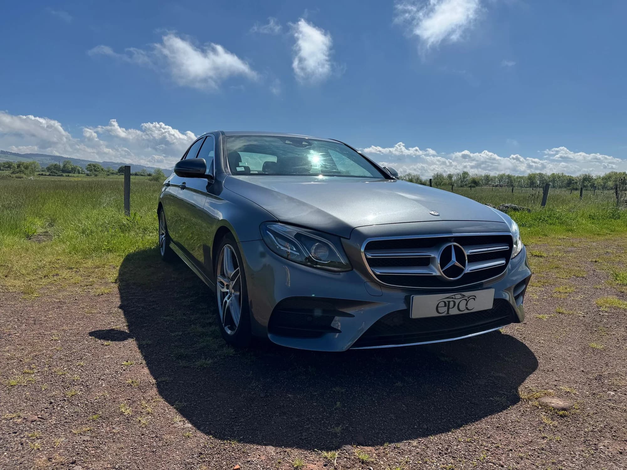 Mercedes Benz E 220d 2016 Gris anthracite — photo 1